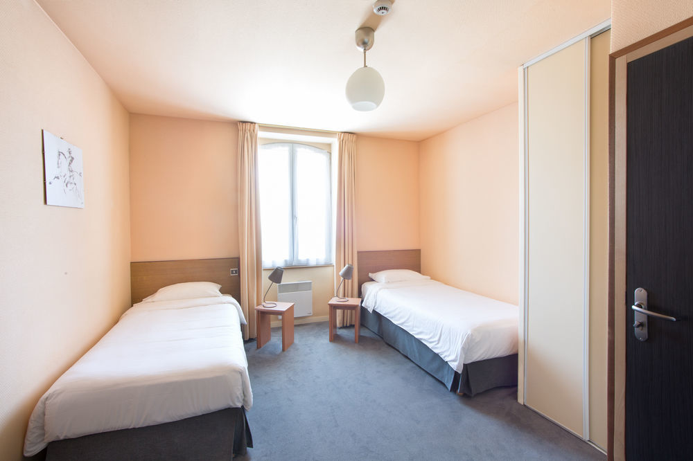 Hotel Le Verger Saint-Laurent-Nouan Экстерьер фото